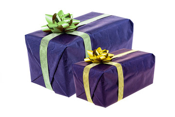 pair giftbox lilac big small ribbon golden bow close-up holiday birthday