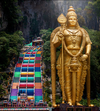 Batu Caves, Kuala Lumpur : New Look With Colorful Stair At Murugan Temple Batu Caves Become A New Attraction For Tourism In Malaysia