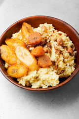 Millet porridge with banana