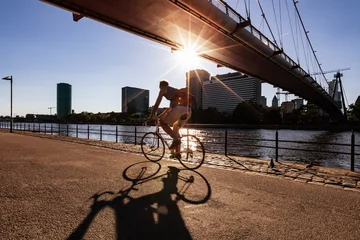 frankfurt city skyline sunset golden hour bicycle © Florian Kresse