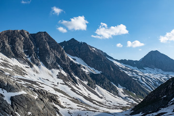 chalet hut peak mountain south tyrol