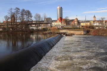 Jena; Saalewehr an der Paradiesbrücke und Stadtkern