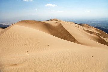 Fototapeta na wymiar Cerro Blanco sand dune near Nasca or Nazca town in Peru