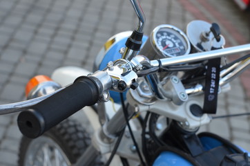 motocykl, silnik, koła, bicykle, metal, auta, łańcuch, auta, stal, motocykl, bieg, cykl, motocycle, część, przewozy, mechaniczne, tires, technologia, bliska, machina, hamulec, moc, stary, przewóz, mot © Szymon