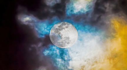 Obraz na płótnie Canvas Worm Moon