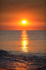 Рассвет на море