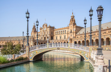 Fototapeta na wymiar Bridges of Plaza de España, Seville, Spain