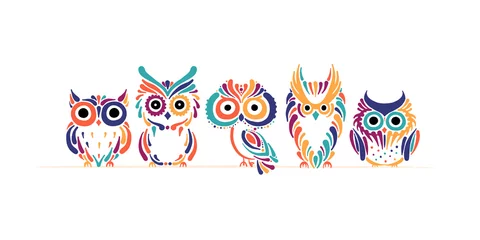 Foto op Plexiglas Leuke uilenfamilie. Kleurrijke stijl voor uw ontwerp © Kudryashka