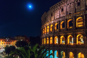 colosseum in rome at night