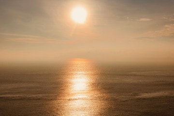 Fototapeta na wymiar sunrise over Golden Gate Bay in California