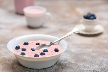 Oatmeal with homemade blueberry yogurt