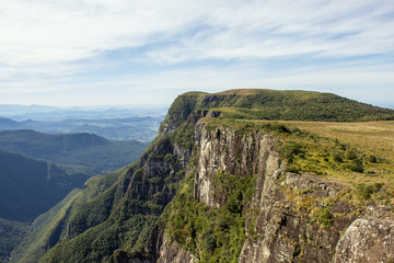 Fototapeta na wymiar Landscape of a canyon in Cambará - Rio Grande do Sul - Brazil 