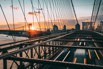 Obraz premium Ruch drogowy Brooklyn Bridge