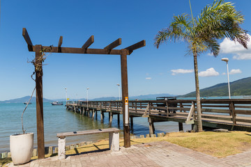 Praia de Bombinhas em Santa Catarina, região sul do Brasil