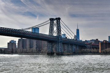 Fototapeta na wymiar Williamsburg Bridge - New York