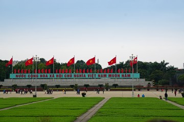 ho chi minh mausoleum in hanoi
