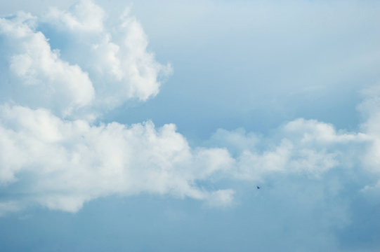 cloud in the form of a flying dragon