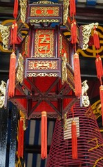 traditional chinese temple in hoi an