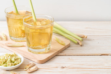 iced lemon grass juice