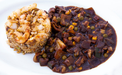 fried rice with shrimp and black bean sauce which is called saeubokk-eumbab in Korea