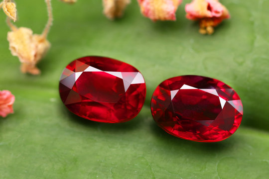Red Gem Art and Decoration Gemstone RED RUBY