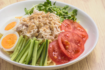夏の味覚　冷やし中華