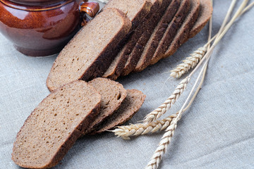 Fototapeta na wymiar fresh bread, soft, loaf, sliced, ears
