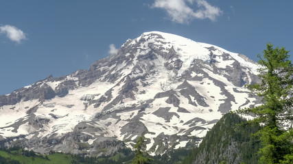 afternoon close up of mt rainier in washington state