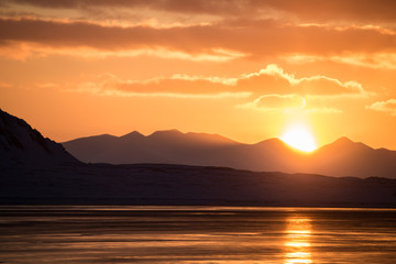 Fototapeta Arktyczne krajobrazy na południowym Spitsbergenie obraz
