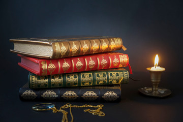 Naklejka premium French binding, handmade books, genuine leather case with gold stamping.