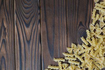 Fototapeta na wymiar wood texture background with pasta