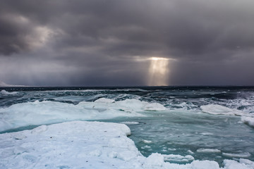 Arktyczny sztorm na południowym Spitsbergenie © blackspeed