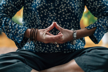 Vishuddha Mudra - Mudra Used in Meditation for Creativity and Self-Expression