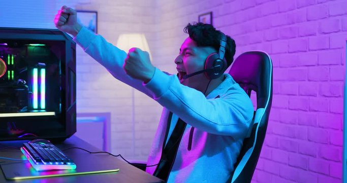 cyber sport gamer playing game