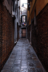 Fototapeta na wymiar alley in old town