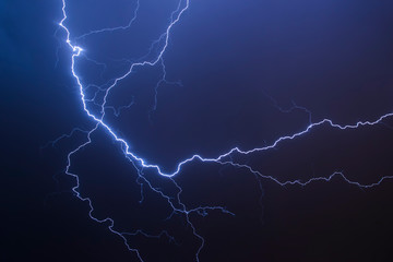 Lightning In The Sky / Dark Blue Massive Thunderbolt