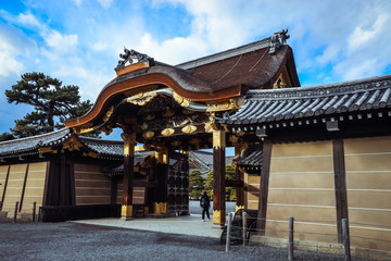 Fototapeta premium Beautiful Main Gates in Nijo Castle, Kyoto, Japan