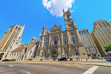 Fototapeta premium Masonic Temple and skyscrapers in the Old City in Philadelphia