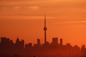 toronto skyline at sunset