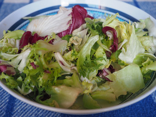 mixed leaf salad