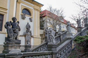 Obraz premium Stairs with cupid statues near Loreto (Loreta), Prague