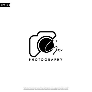 Initial Letter GC with camera. Logo photography simple luxury vector.