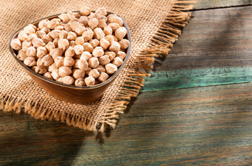 Cicer arietinum - Organic Dried Raw Chickpeas