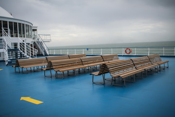 Obraz premium Empty deck of a blue ferry on its way to Dover from Calais