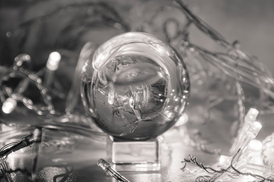 esfera en blaco y negro