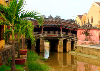 Obraz premium The Japanese Bridge in Hoi An, Vietnam, Asia