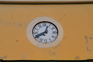 old wall clock,clock, time, wall, hour, watch, minute,second, face, object, number, vintage,dial,