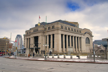 Naklejka premium A Roman style buidling on a cloudy day