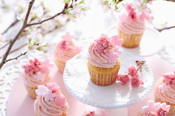 桜カップケーキ　お花見スイーツ　