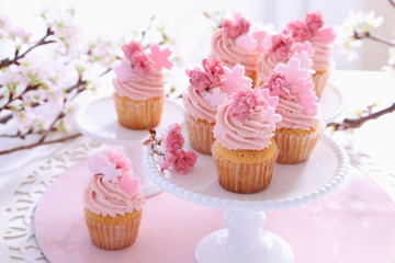 桜カップケーキ　お花見スイーツ　